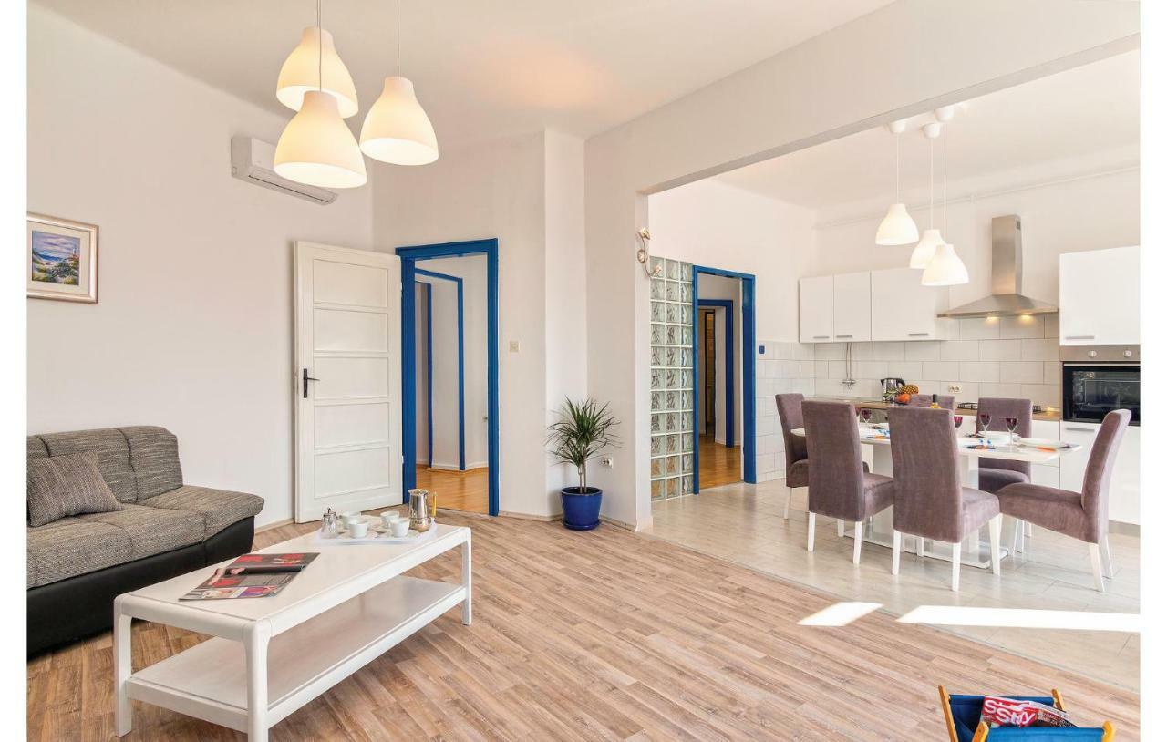 Apartment Riviera Pula Exterior foto